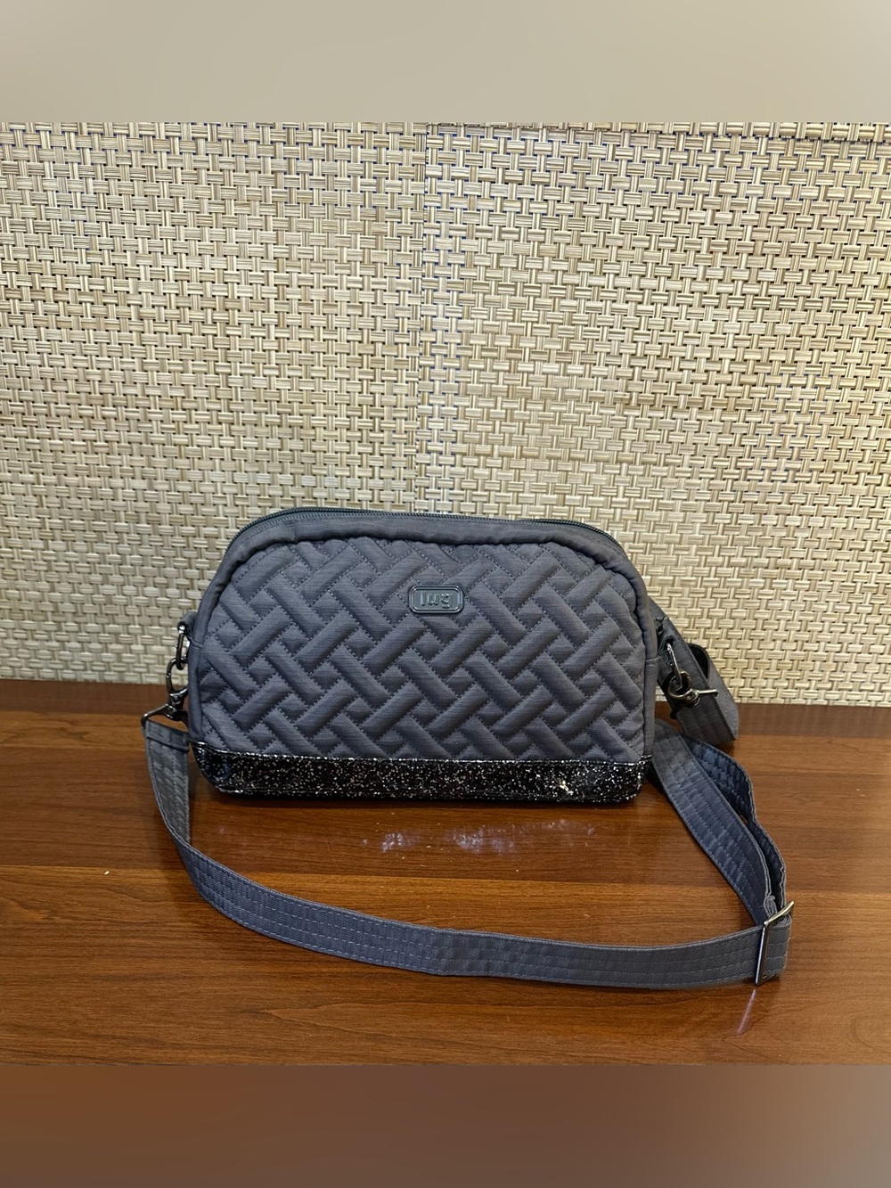 NWOT Grey Lug Punter RFID Crossbody Bag Black Glitter Base Gunmetal Hardware